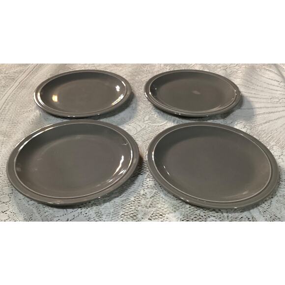 Godinger Gatherings Gray Salad Plates Set of 4 8.75” - Picture 3 of 8